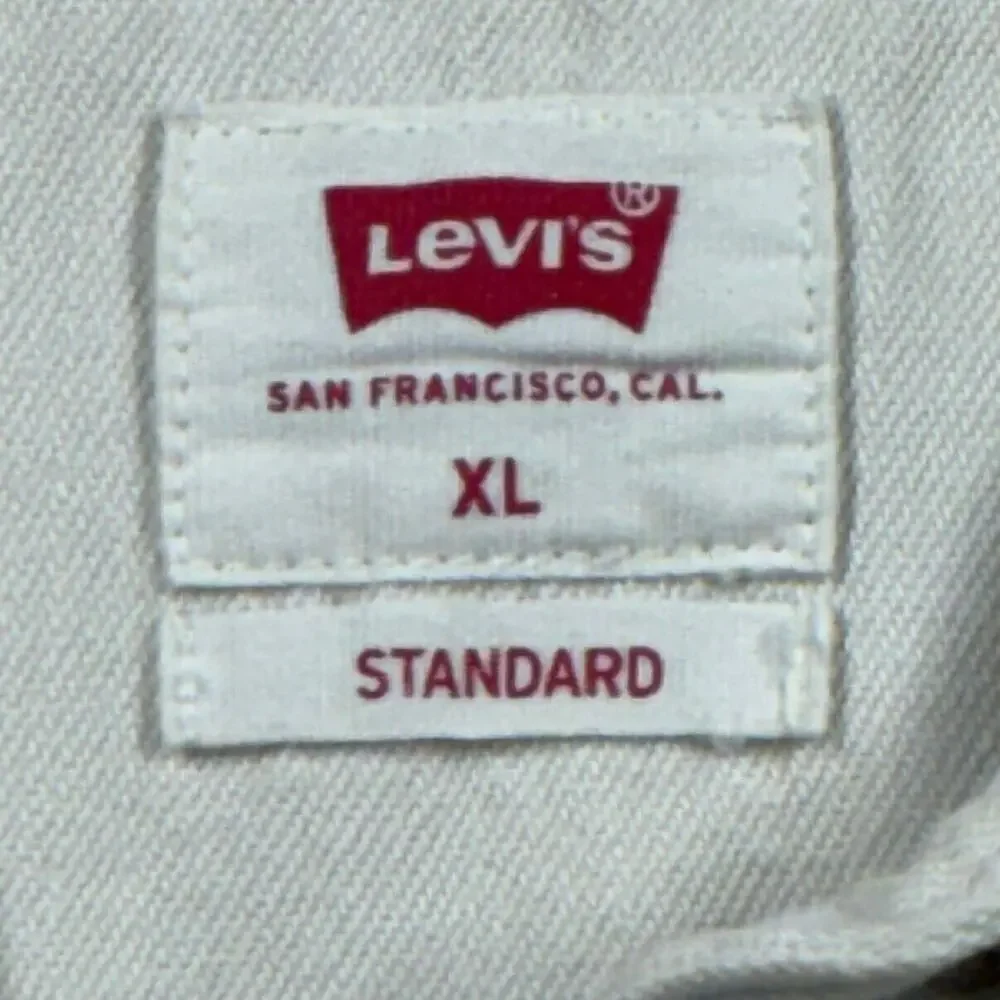 Levi's Barstow Shirt Mens XL Cream Standard Fit Long Sleeve Pearl Snap Western